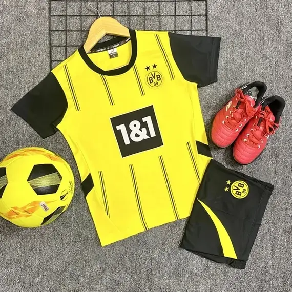 TRẺ EM CLB DORTMUND JP