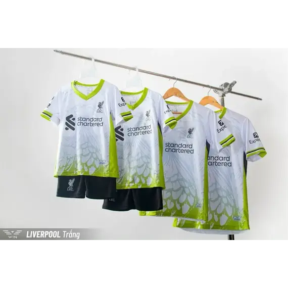 TRẺ EM CLB LIVERPOOL CP
